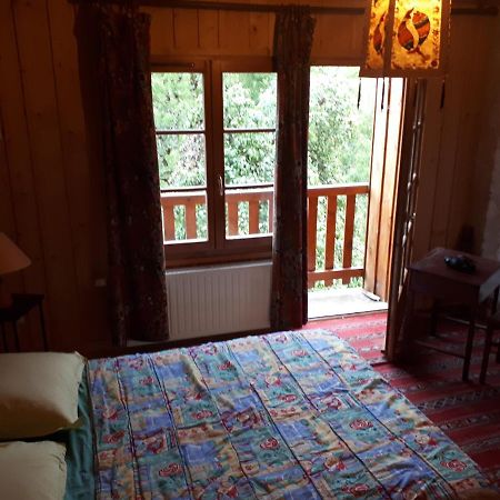 Bed and Breakfast Crouzet Экстерьер фото